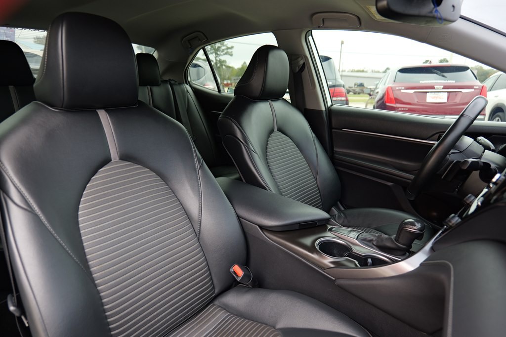 2023 Toyota Camry Image 30