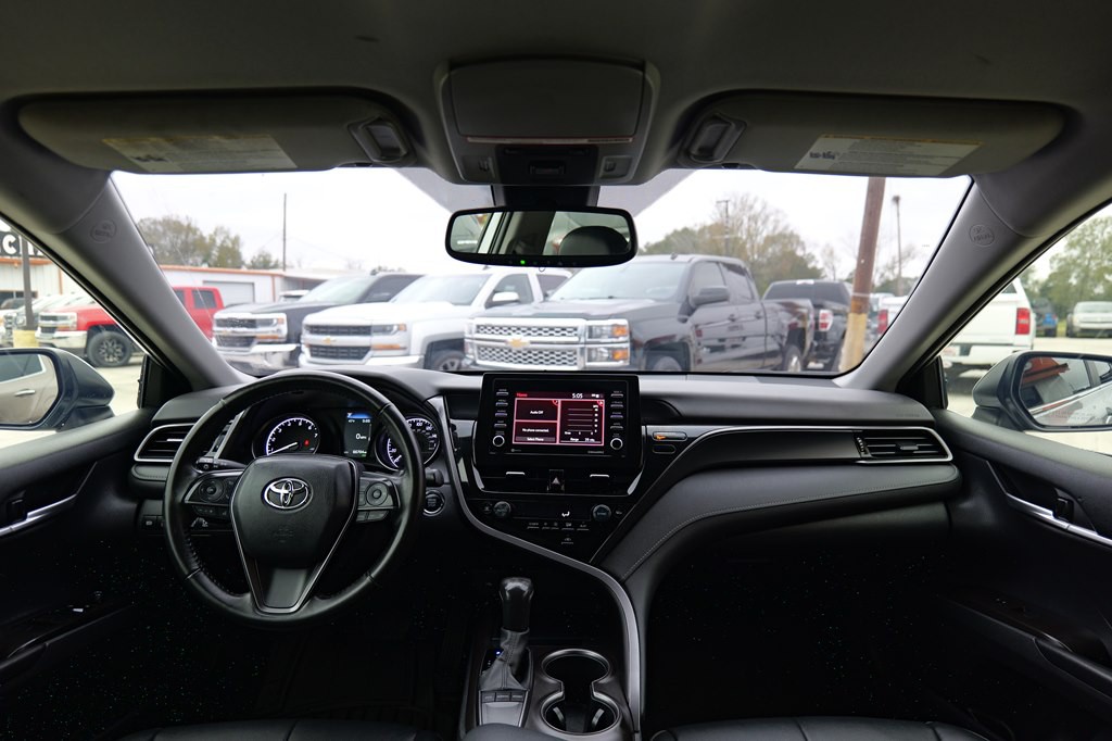 2023 Toyota Camry Image 39