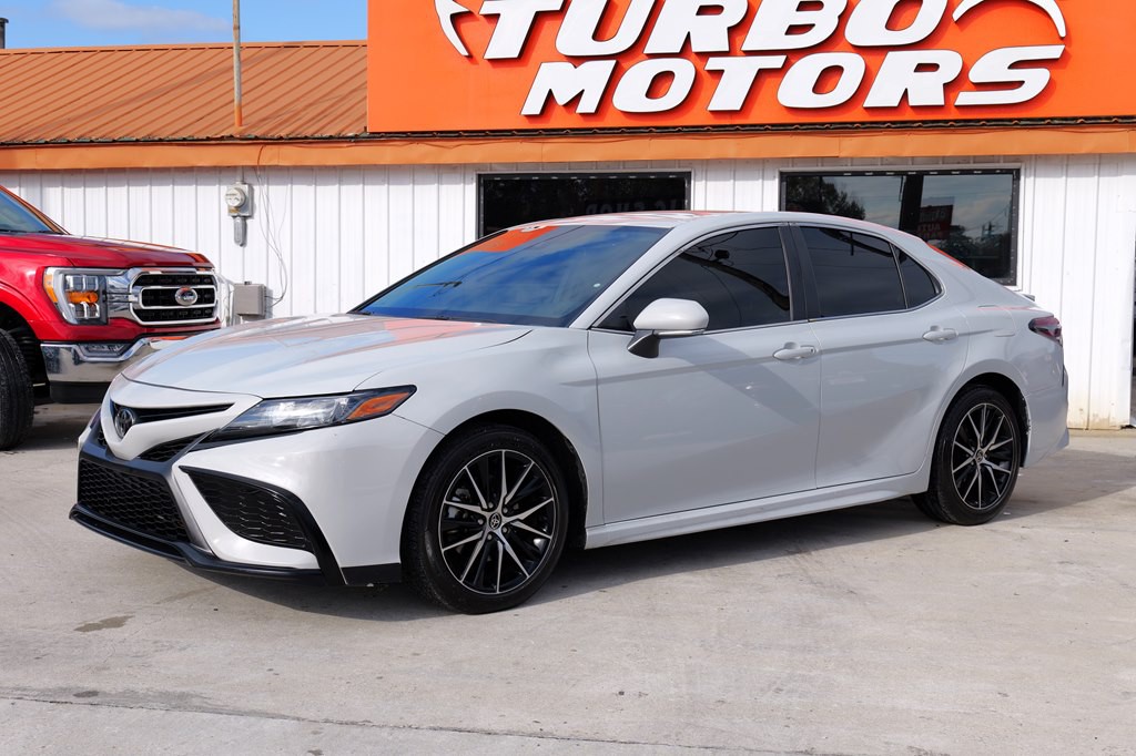 2023 Toyota Camry Image 9