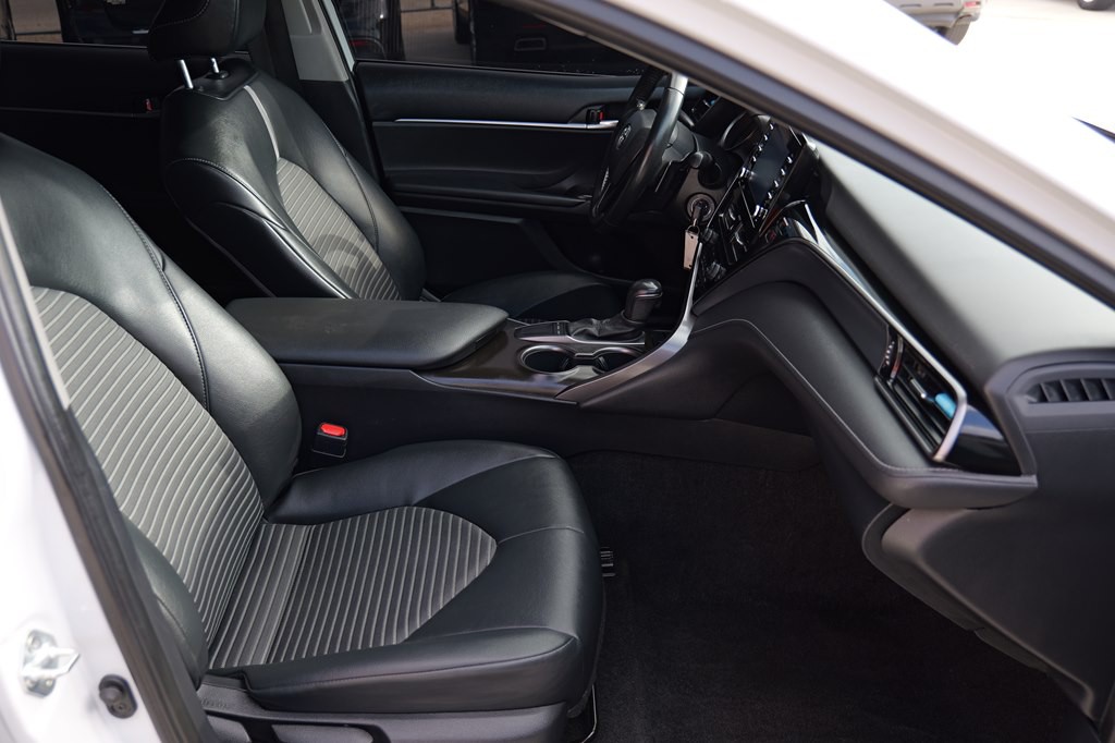 2023 Toyota Camry Image 27