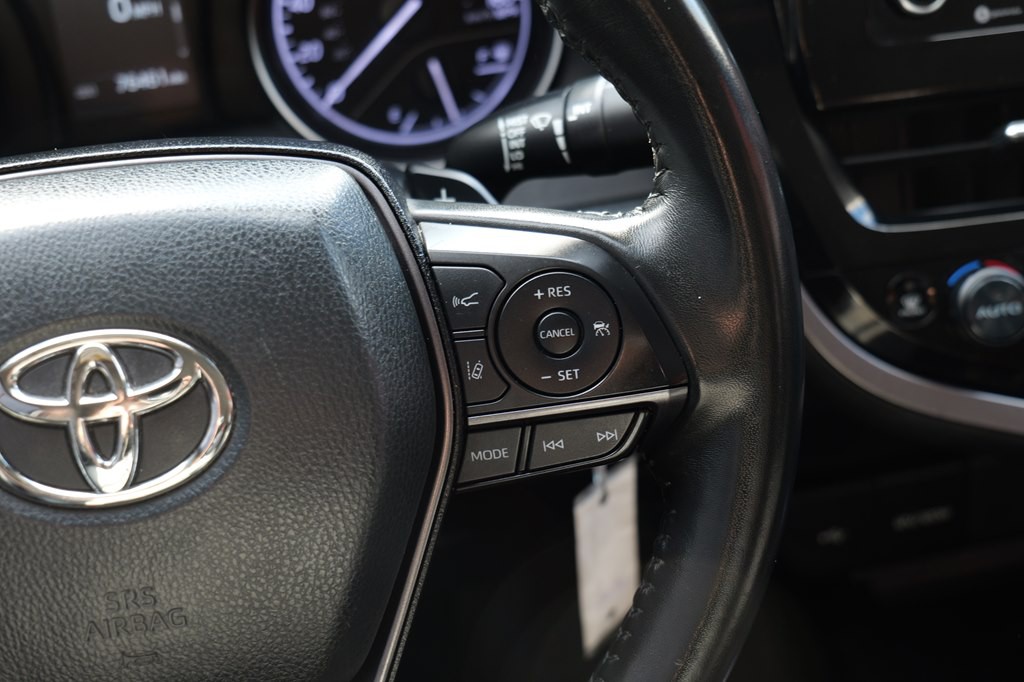 2023 Toyota Camry Image 32