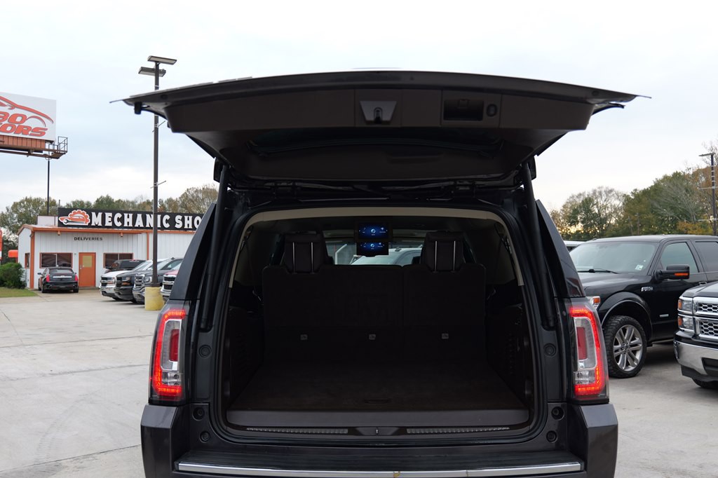 2017 GMC Yukon Image 18