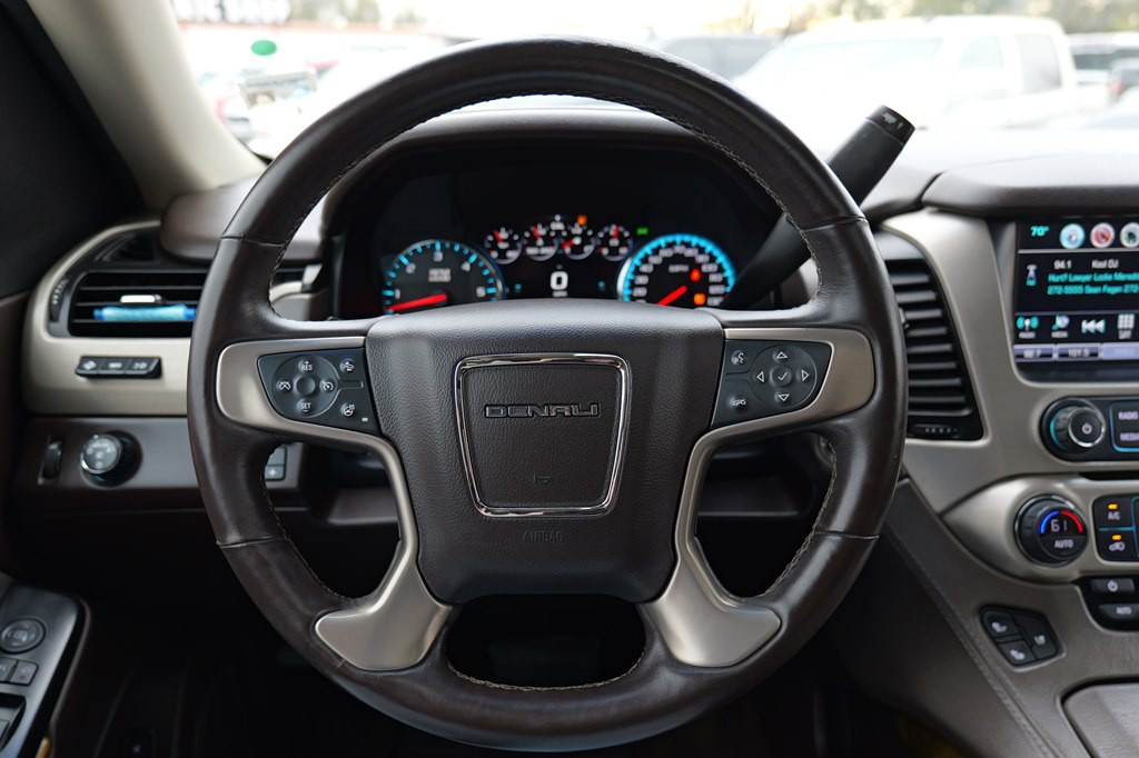 2017 GMC Yukon Image 33