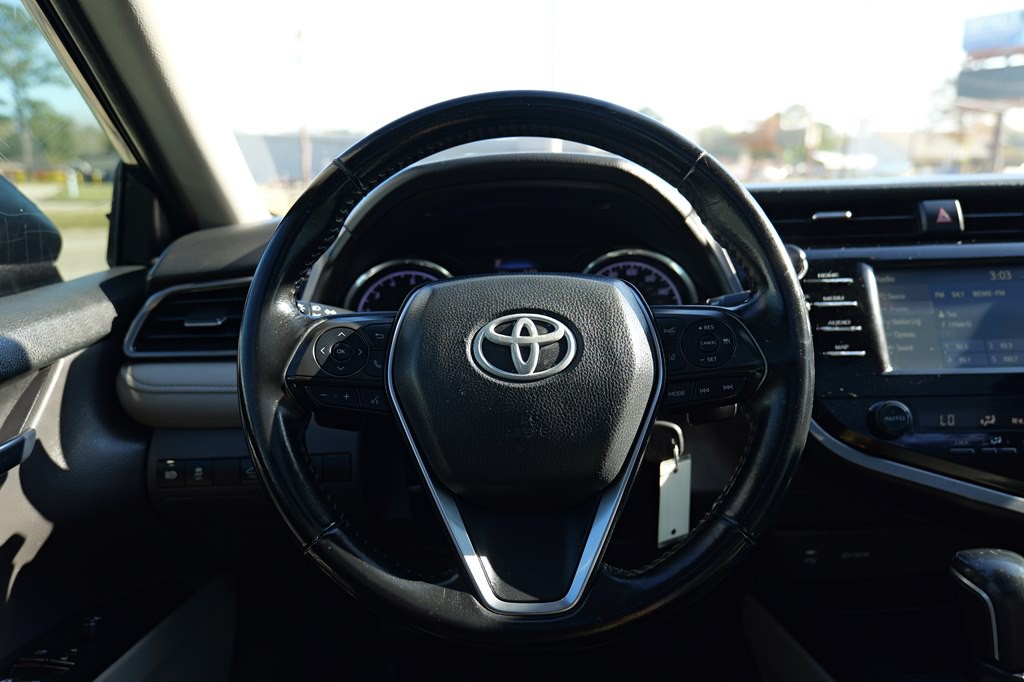 2019 Toyota Camry Image 22
