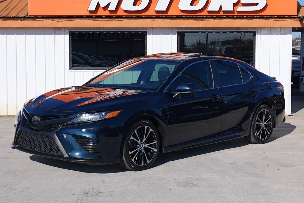 2019 Toyota Camry Image 36