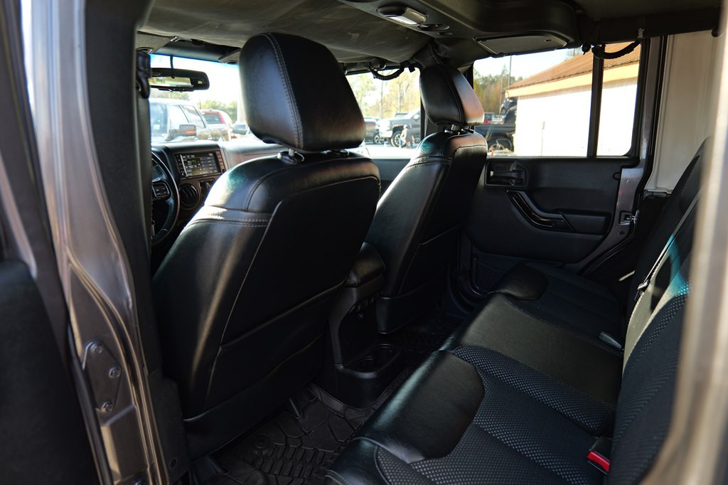 2016 Jeep Wrangler Unlimited Image 17