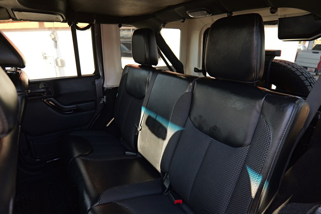 2016 Jeep Wrangler Unlimited Image 18