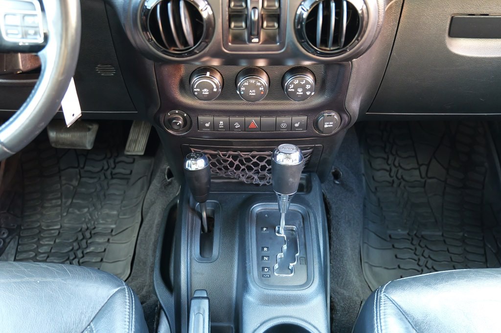 2016 Jeep Wrangler Unlimited Image 35