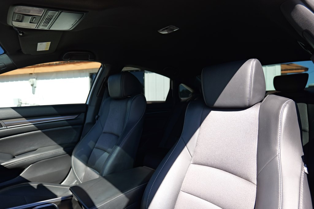 2020 Honda Accord Image 13