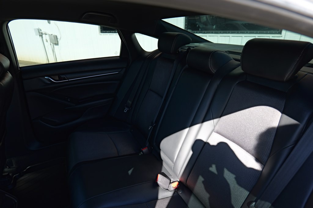 2020 Honda Accord Image 17