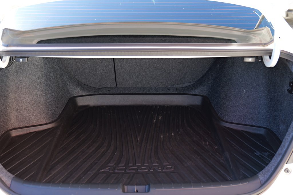 2020 Honda Accord Image 19