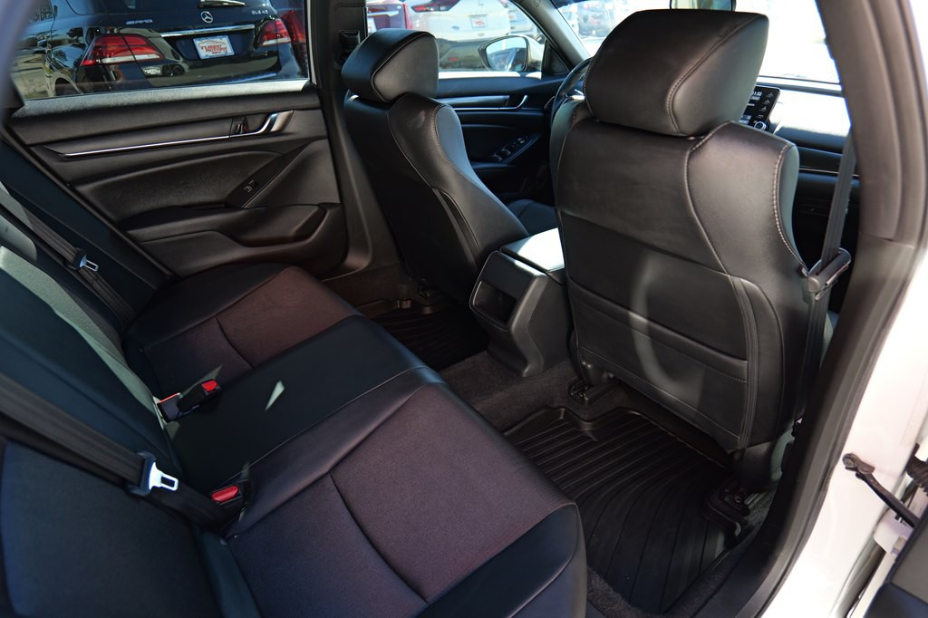 2020 Honda Accord Image 21