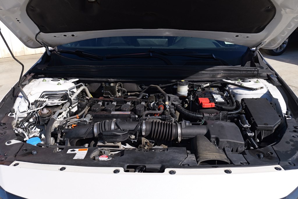 2020 Honda Accord Image 30