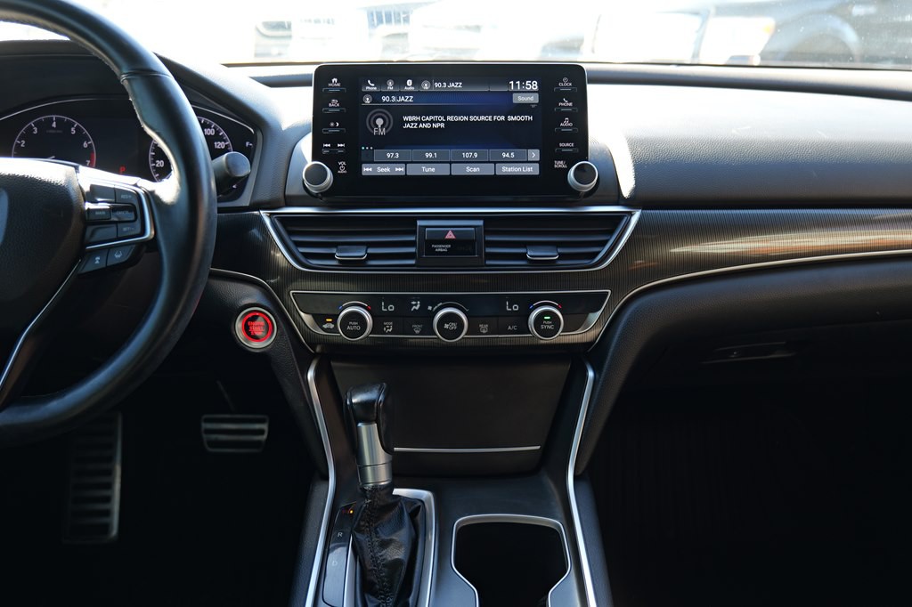 2020 Honda Accord Image 38