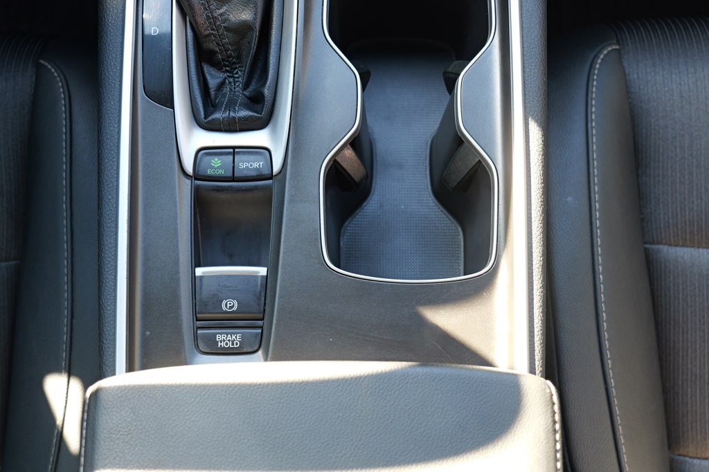 2020 Honda Accord Image 41