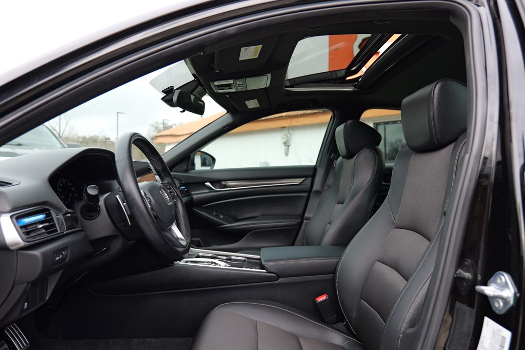 2022 Honda Accord Image 12