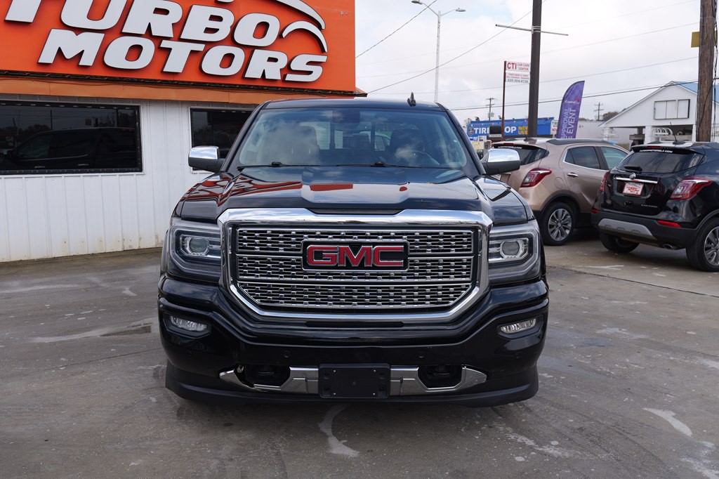 2018 GMC Sierra Image 2