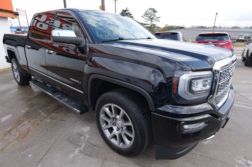 2018 GMC Sierra Image 3
