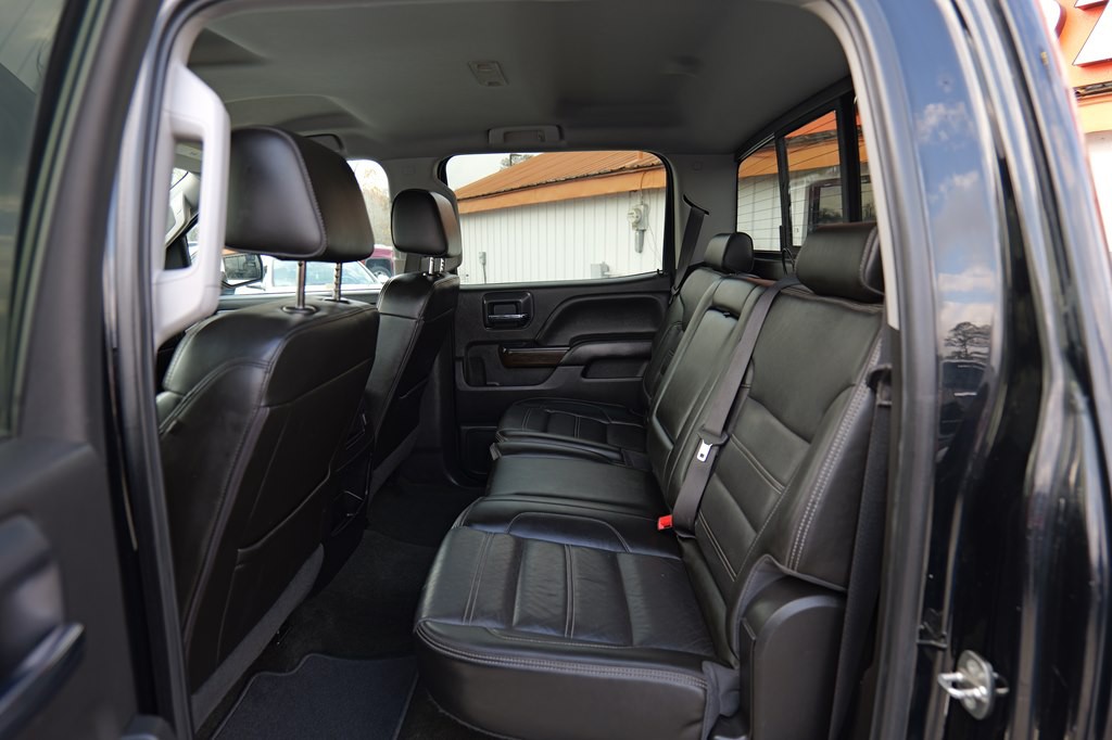 2018 GMC Sierra Image 16