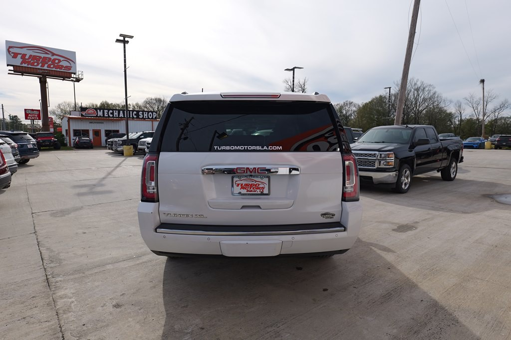 2017 GMC Yukon Image 6