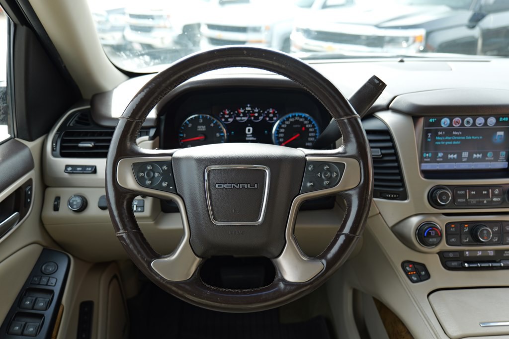 2017 GMC Yukon Image 31
