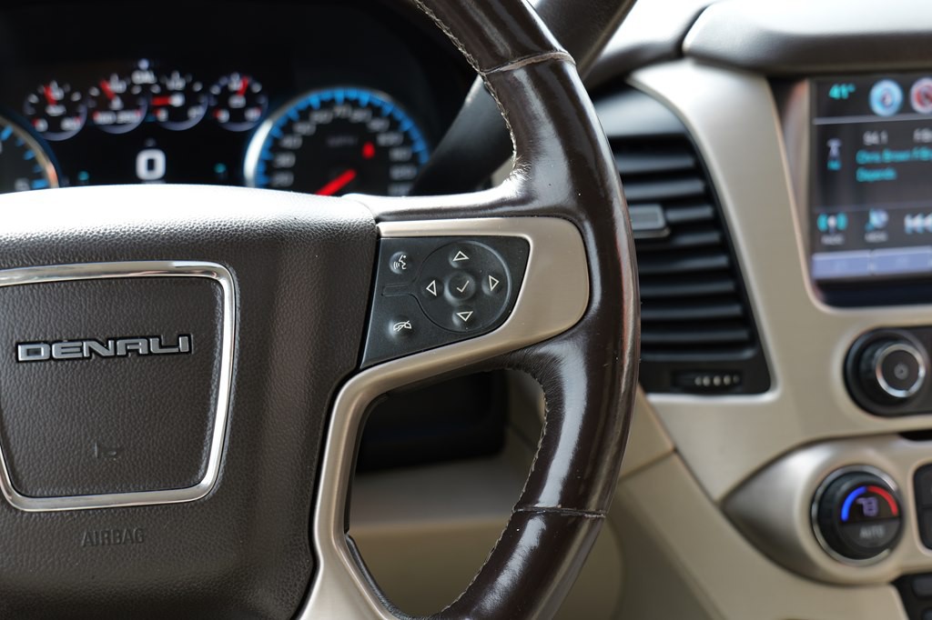 2017 GMC Yukon Image 33