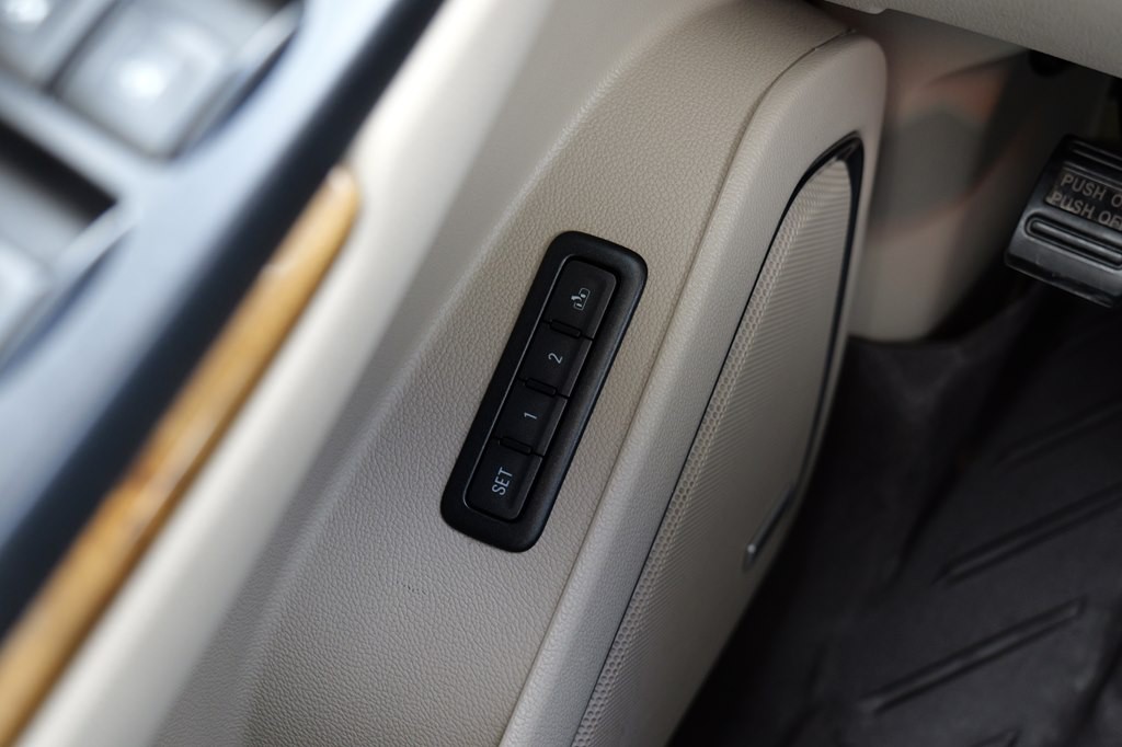 2017 GMC Yukon Image 44