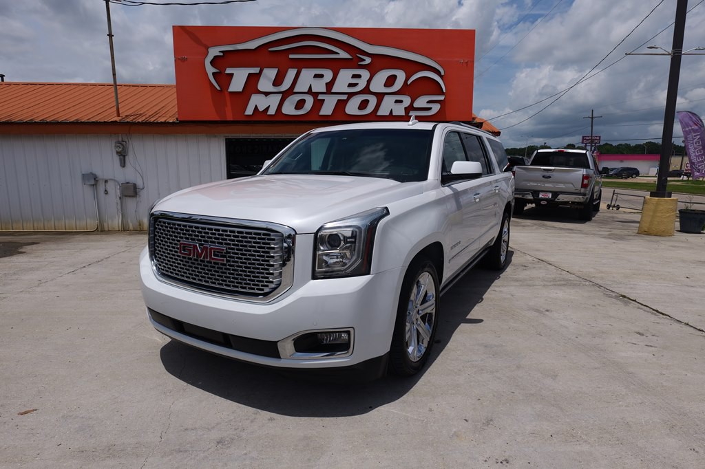 2017 GMC Yukon Image 45