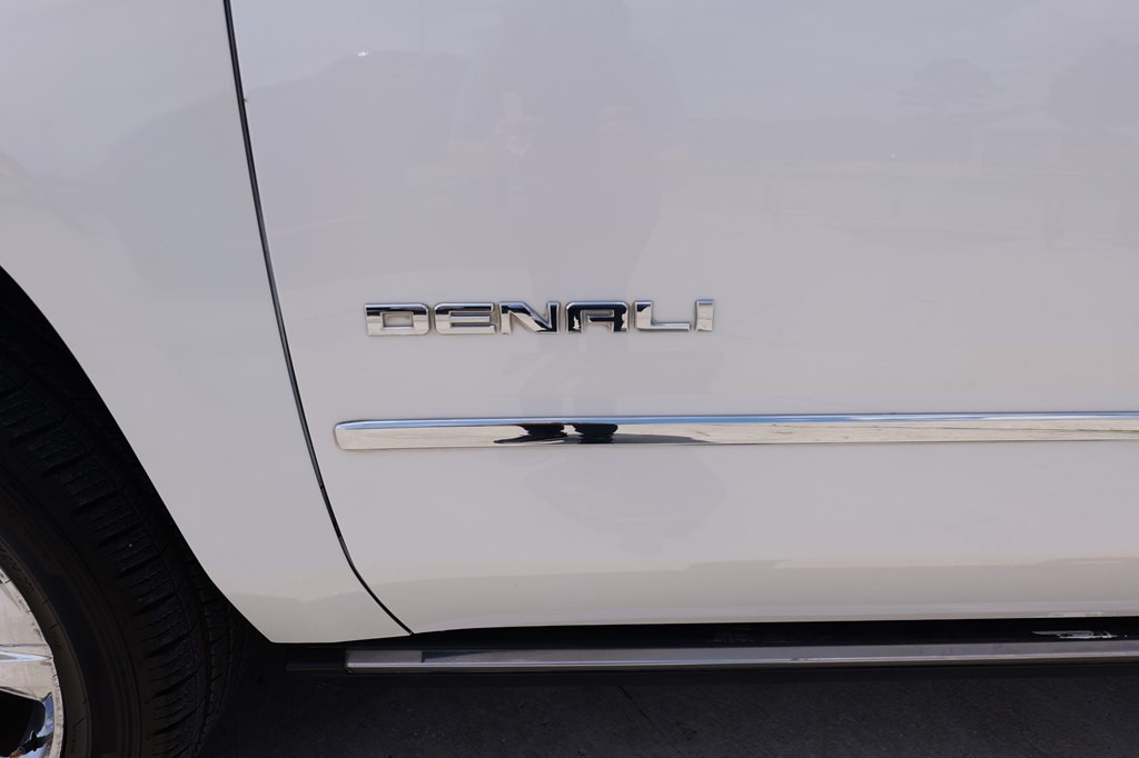 2017 GMC Yukon Image 53