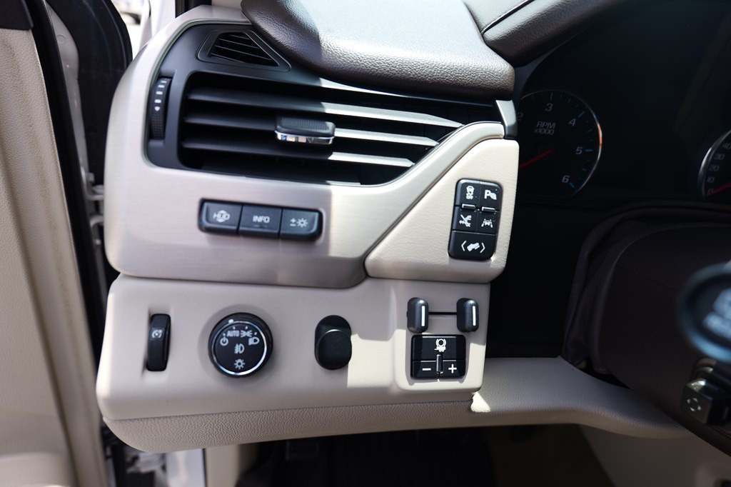 2017 GMC Yukon Image 58