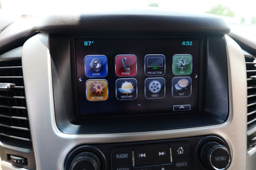 2017 GMC Yukon Image 64