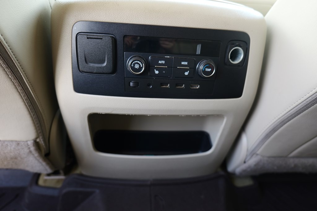2017 GMC Yukon Image 76