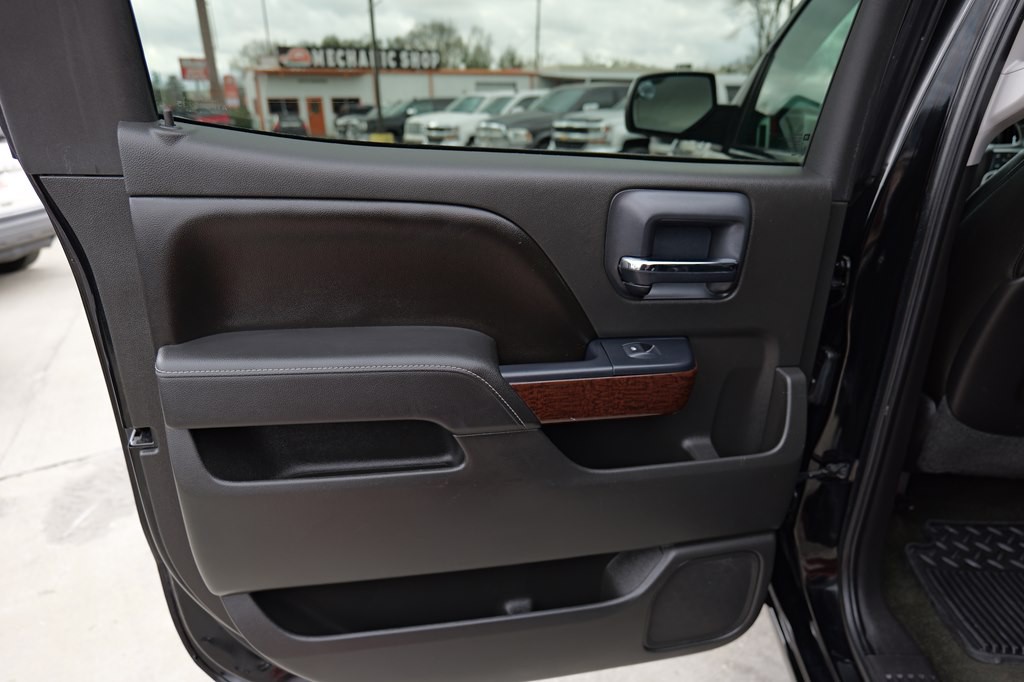 2015 GMC Sierra Image 14