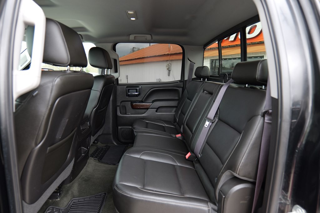 2015 GMC Sierra Image 16