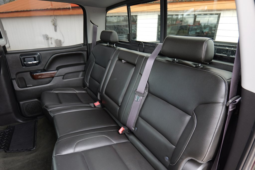 2015 GMC Sierra Image 17