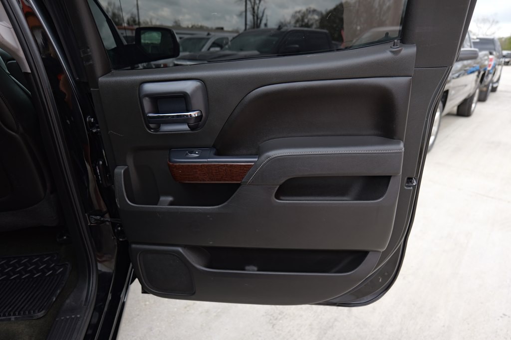 2015 GMC Sierra Image 19