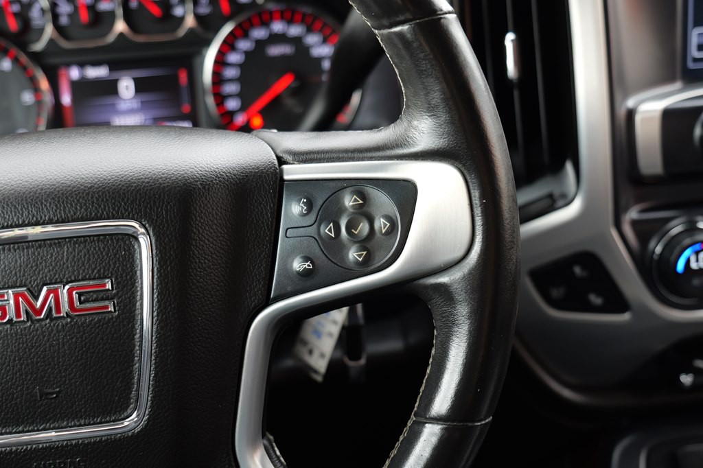 2015 GMC Sierra Image 32