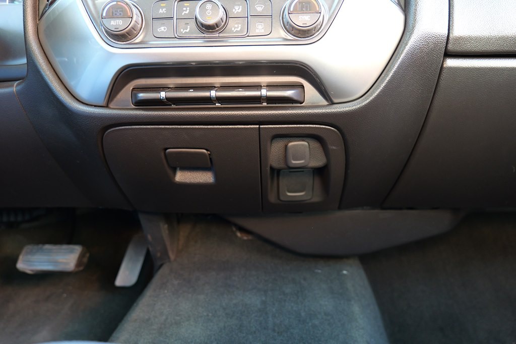 2016 Chevrolet Silverado 1500 Image 40