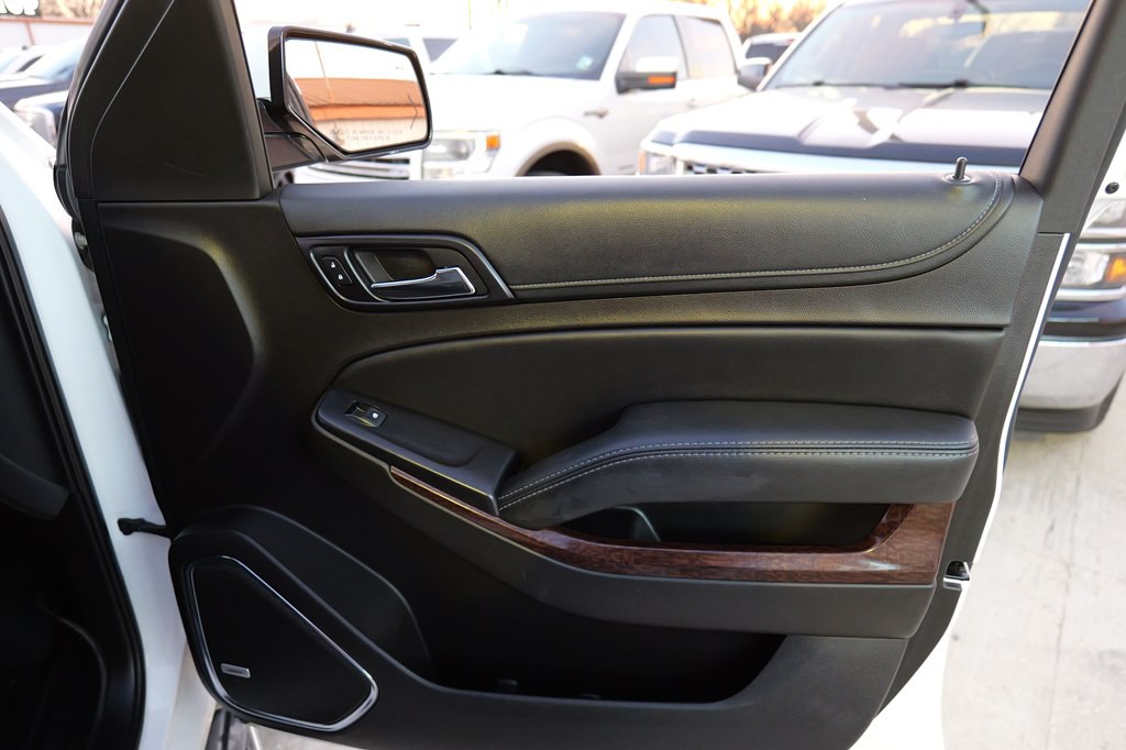 2017 GMC Yukon Image 32