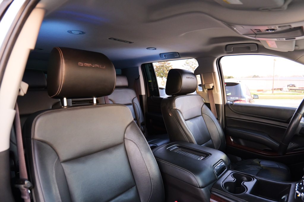 2017 GMC Yukon Image 35