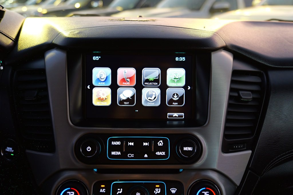 2017 GMC Yukon Image 44