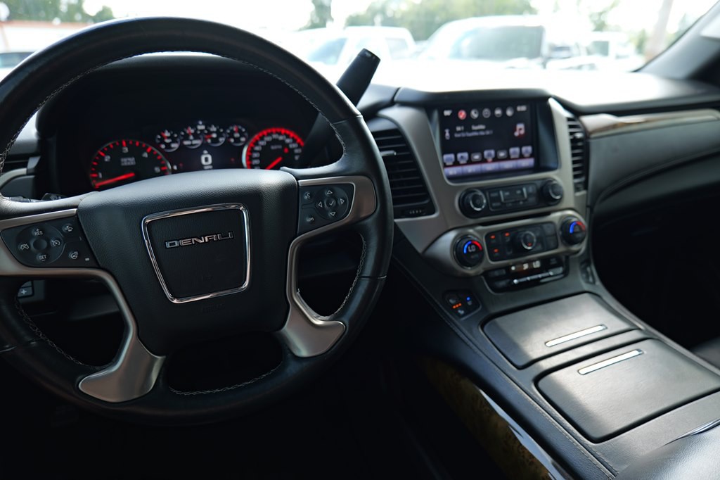 2016 GMC Yukon Image 33