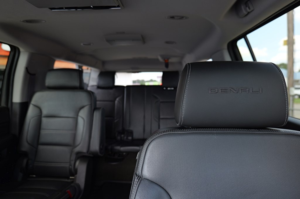 2016 GMC Yukon Image 38
