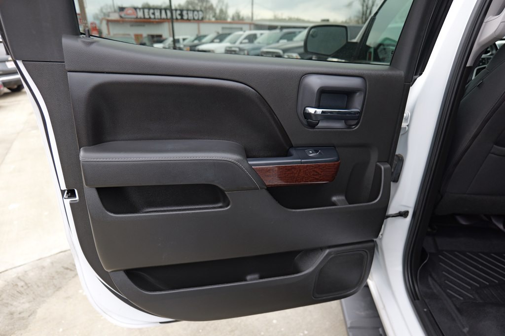 2016 GMC Sierra Image 16