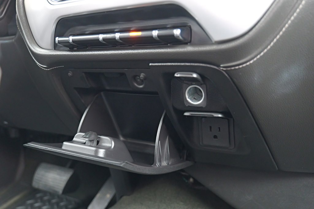 2016 GMC Sierra Image 46