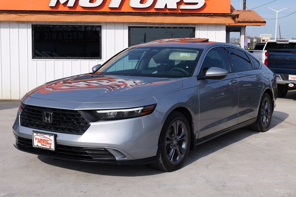 2023 Honda Accord Image 1