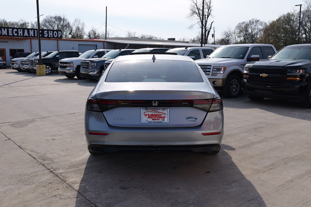 2023 Honda Accord Image 6