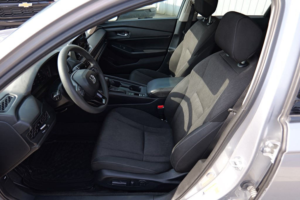 2023 Honda Accord Image 12