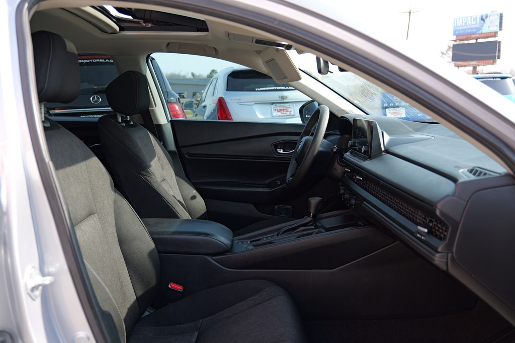 2023 Honda Accord Image 25