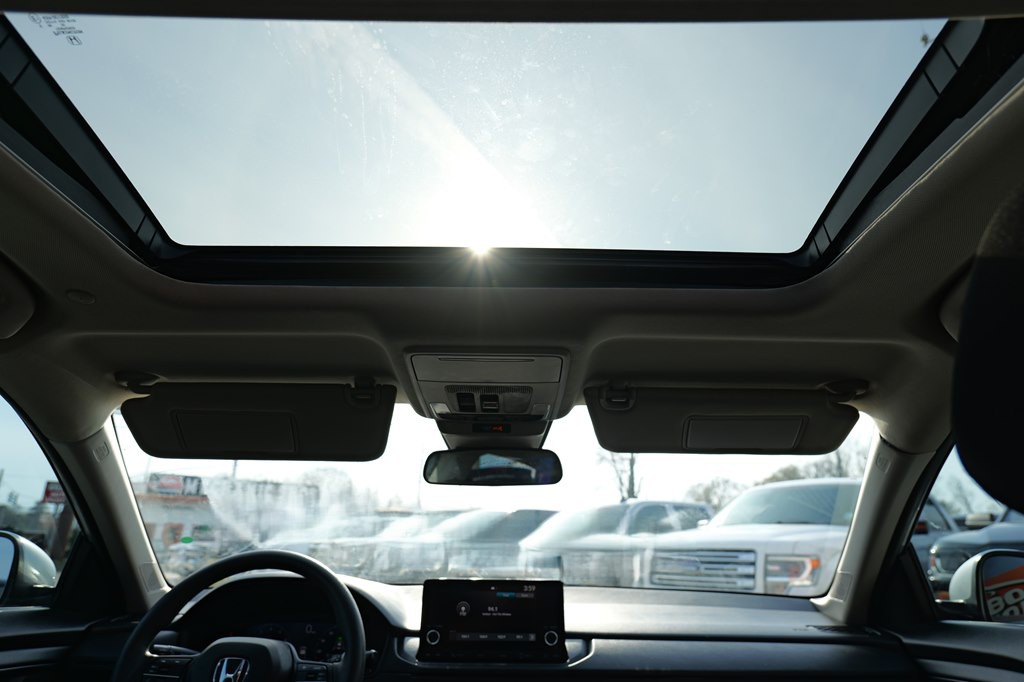 2023 Honda Accord Image 31